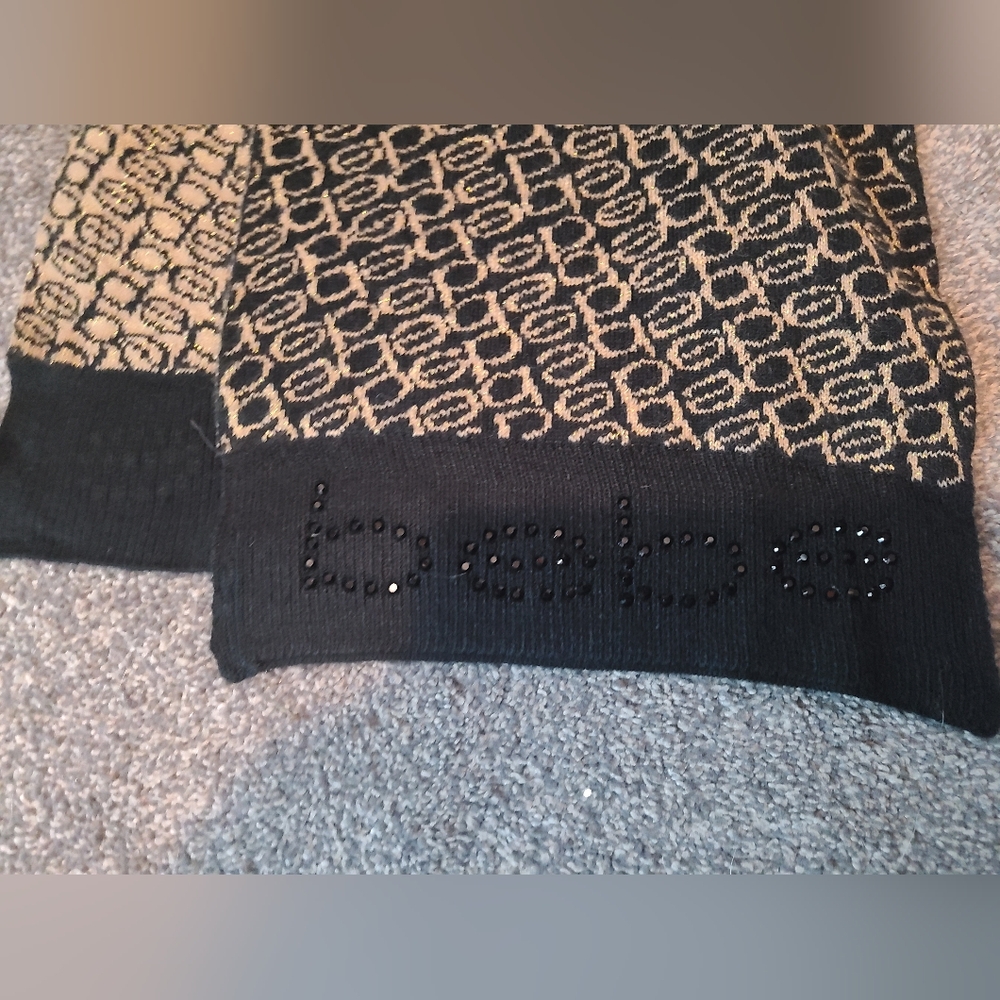 Bebe Designer Black and Gold Patterned Skirt (Y2k) - Picture 2 of 2